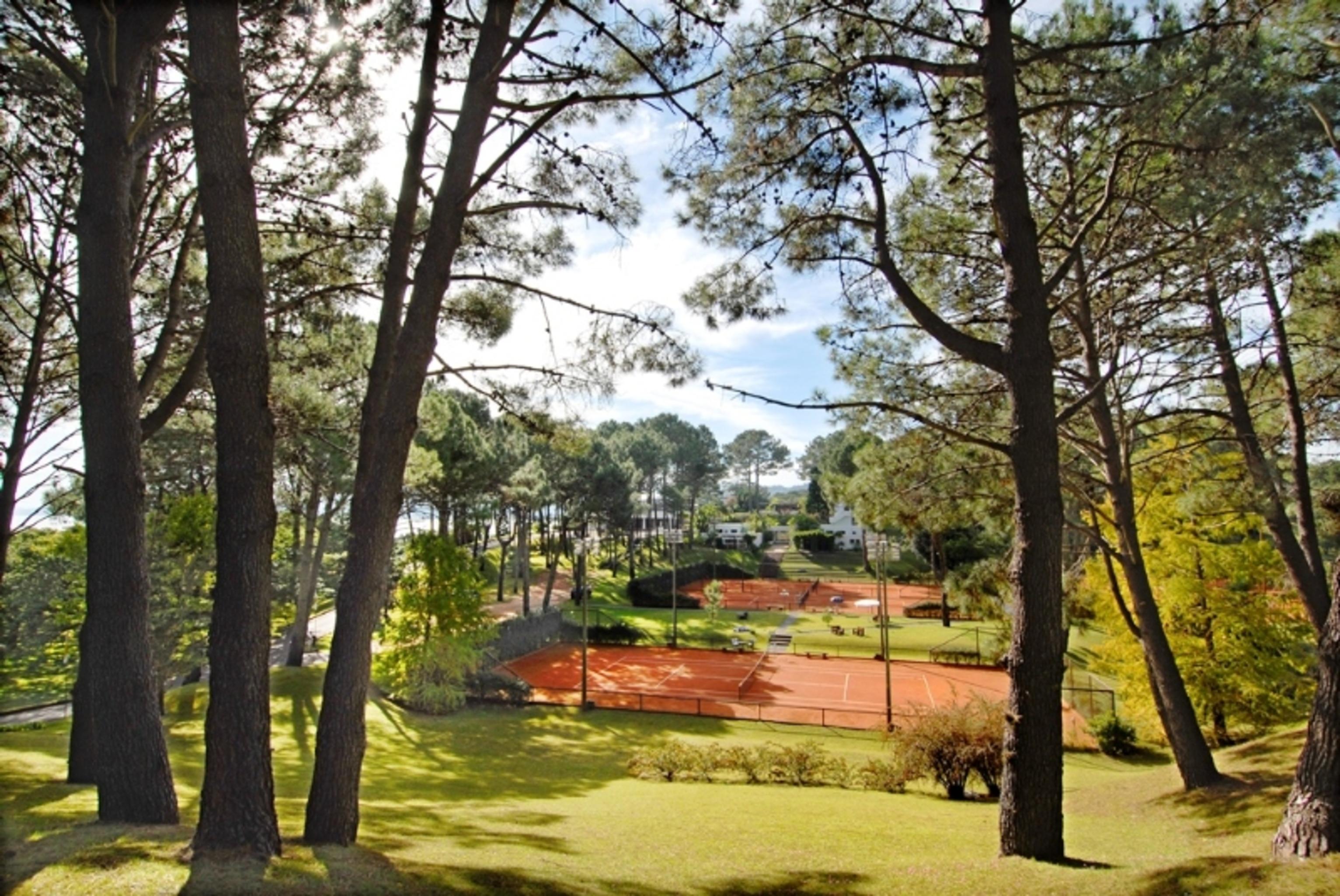 Hotel Del Lago Golf & Art Resort Punta Ballena Exterior foto